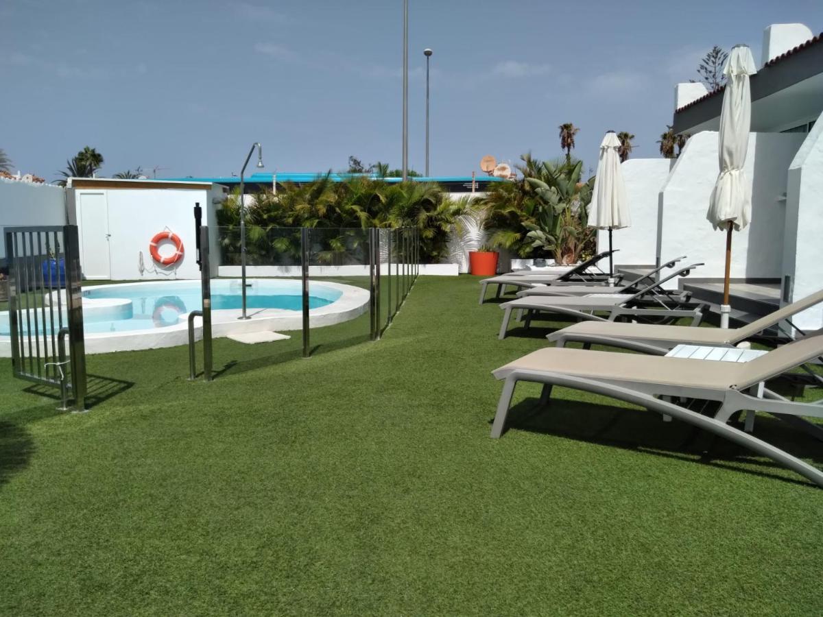 Starboys Gay Resort - Gay Men Only Maspalomas  Bagian luar foto